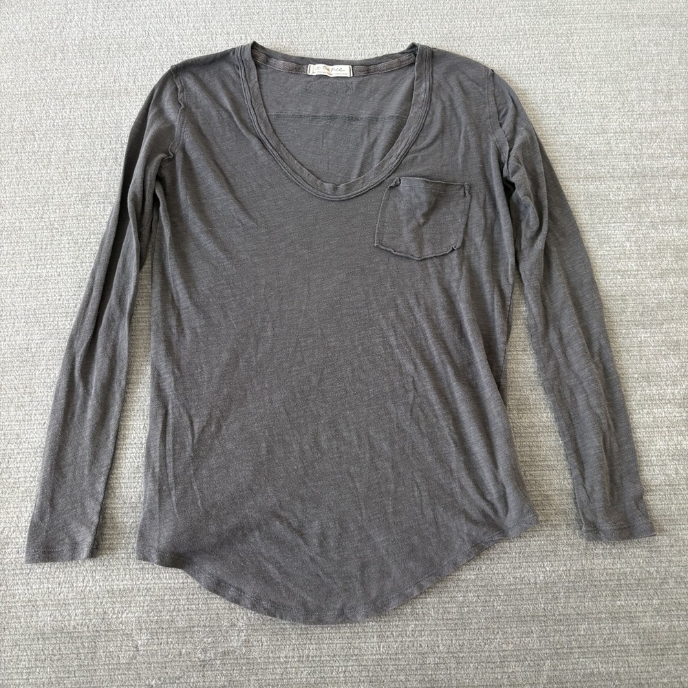 We the Free T Shirt Women XS‎ Gray Scoop Neck Pocket Tee Burnout Longline Boho